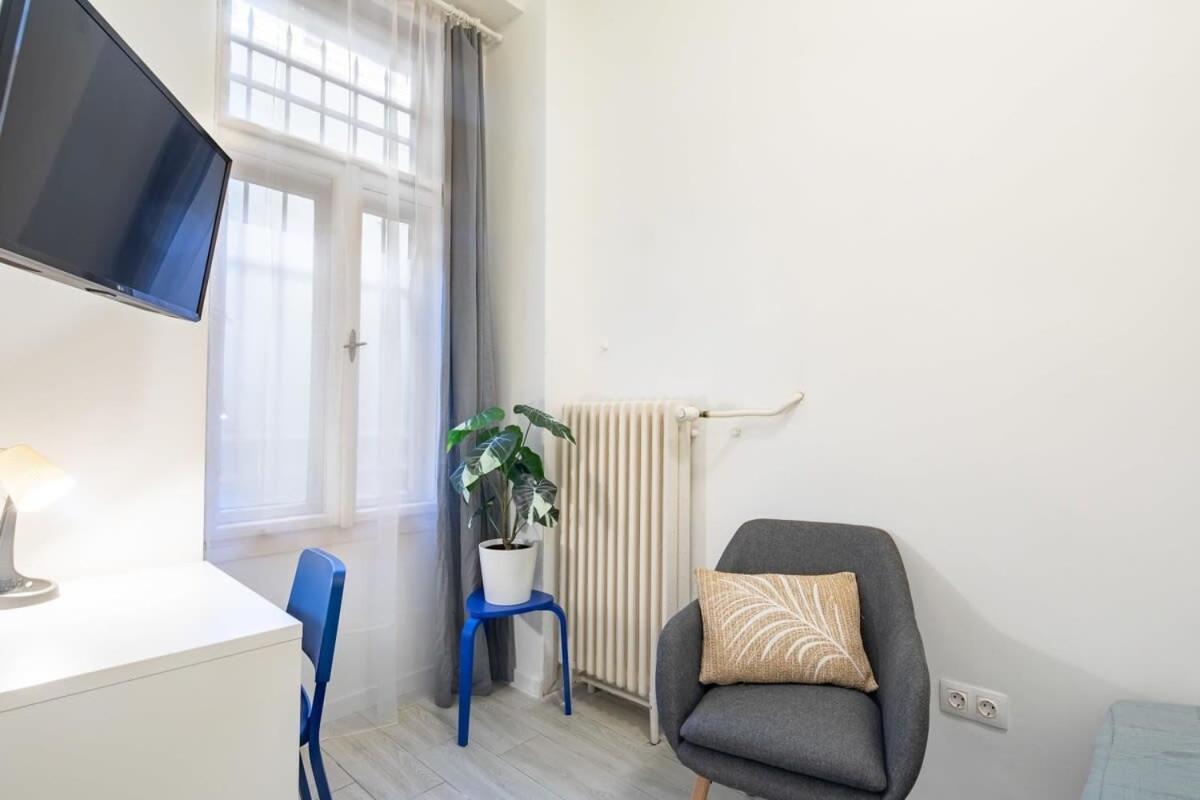 Central Room For Solo Traveller Budapešť Exteriér fotografie