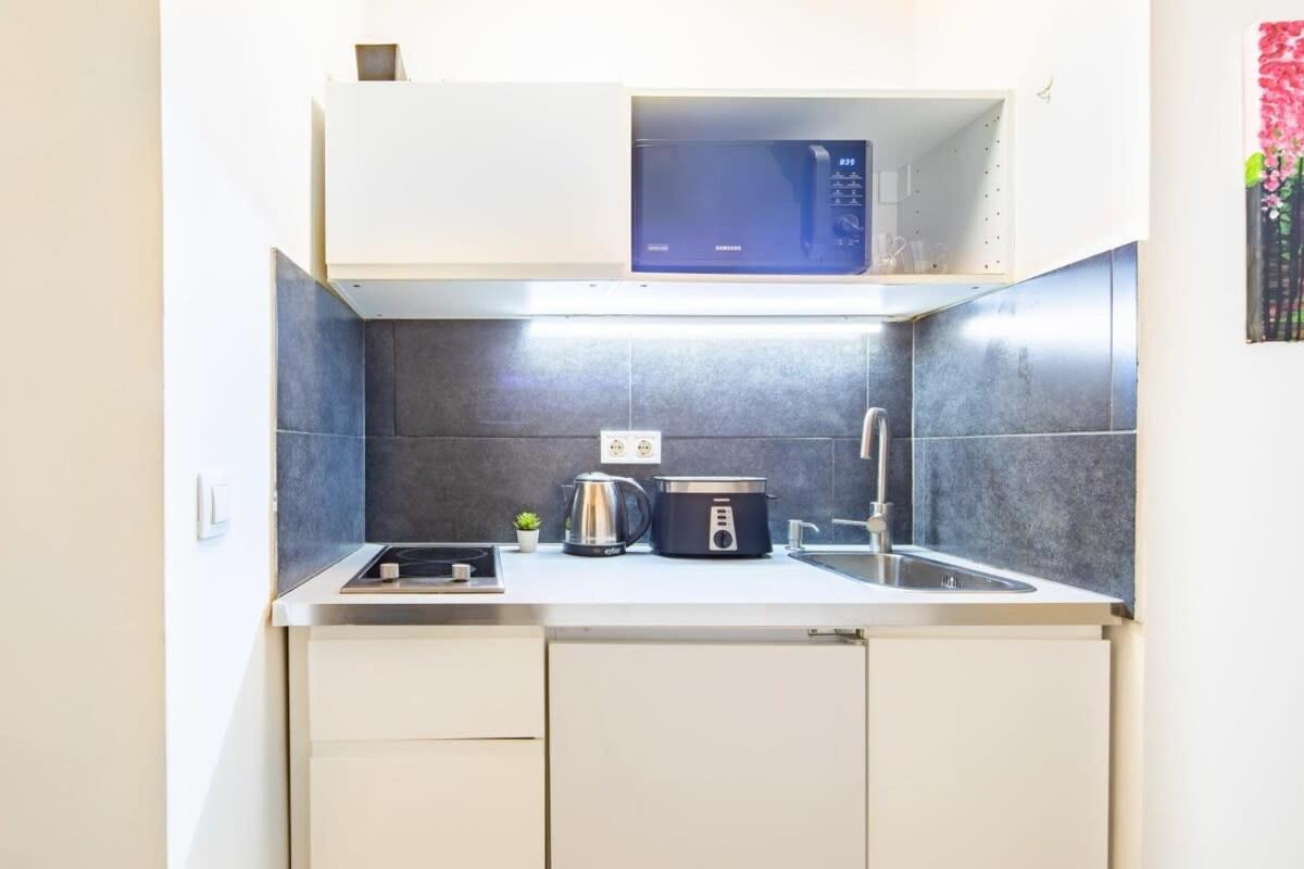 Central Room For Solo Traveller Budapešť Exteriér fotografie